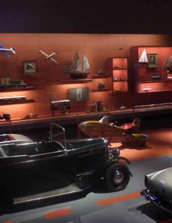 Des Jouets et des Hommes